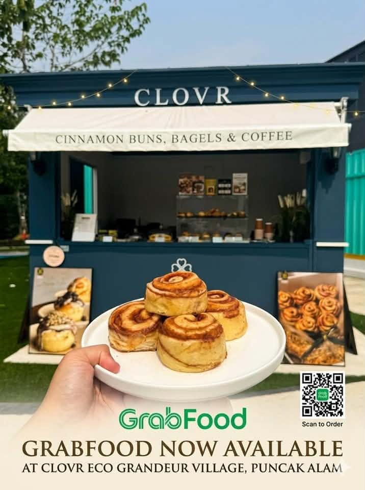 Fresh Glazed Cinnamon Rolls on a Plate